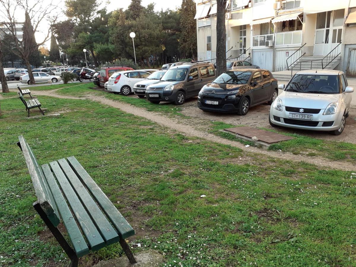 Apartment Siesta Split Bagian luar foto